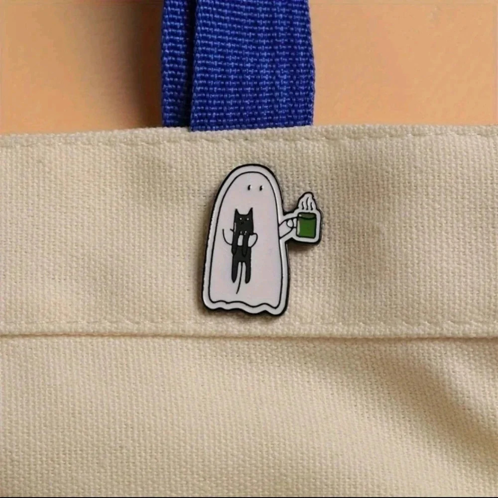Enamel pins women's ghost cat funny white black bag purse charm jewelry mug coff - Picture 6 of 6
